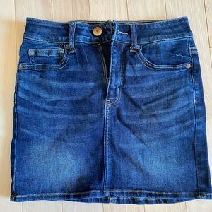 American Eagle jean skirt